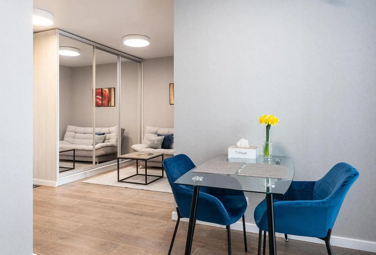 Apartment Квартира В Жк Лебединый, Ревуцкого 40 В, Метро Харьковская Позняки Kyiv Ukraine